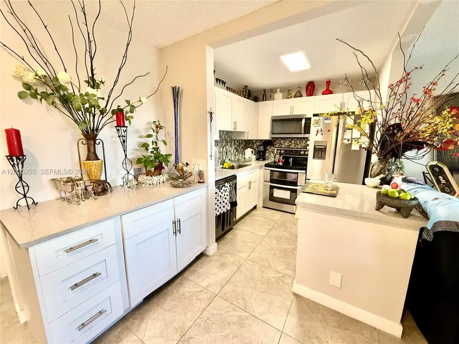 431 Chatham U #U, West Palm Beach, FL 33417 - #3