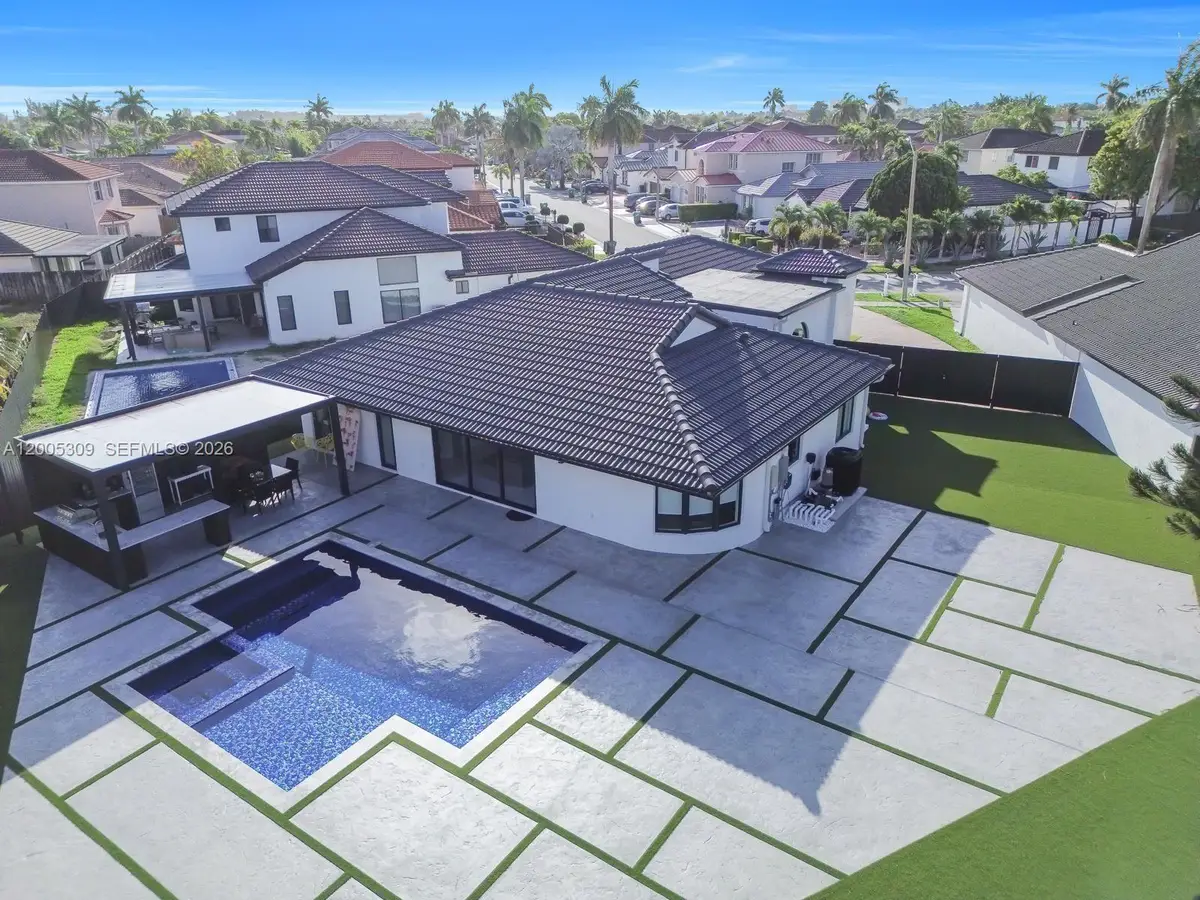 990 NW 131st Ave, Miami, FL 33182 - #1