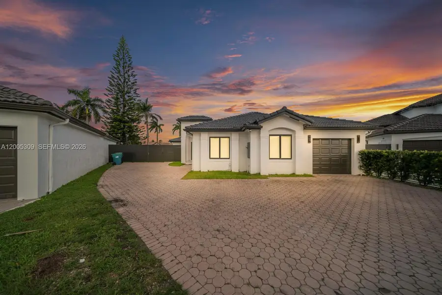 990 NW 131st Ave, Miami, FL 33182 - #2