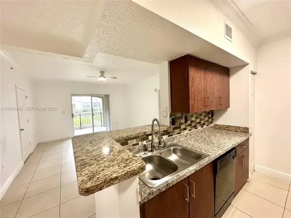 215 SW 117th Ter #14104, Pembroke Pines, FL 33025