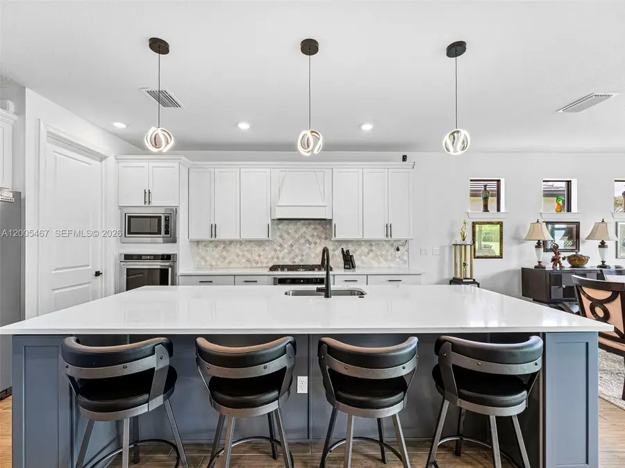 4569 N Silverwood Ln, Oakland Park, FL 33309 - #2