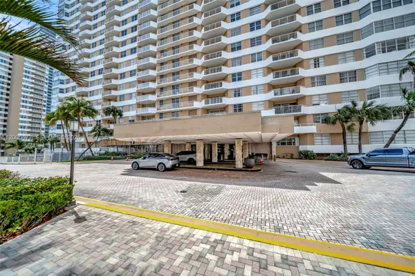 1985 S Ocean Dr #20A, Hallandale Beach, FL 33009