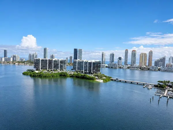 3201 NE 183rd St #2202, Aventura, FL 33160