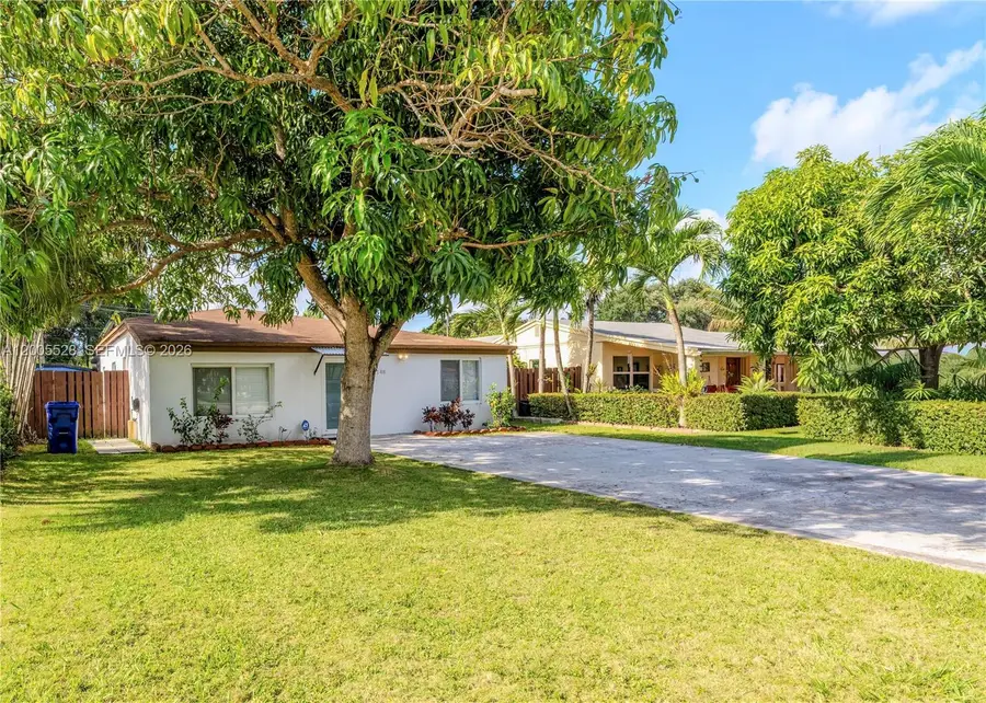 2148 NE 181st St, North Miami Beach, FL 33162 - #2