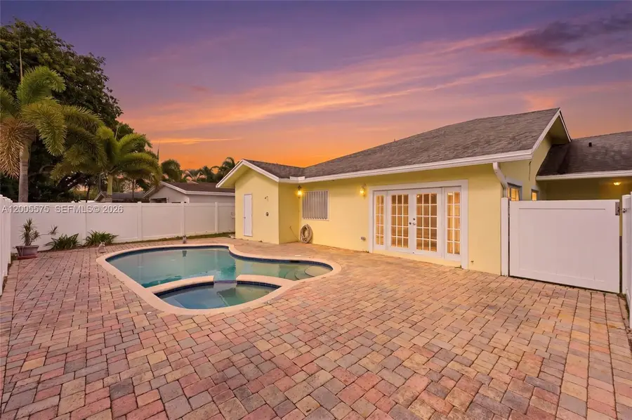 4361 NE 13th Ter, Oakland Park, FL 33334 - #3