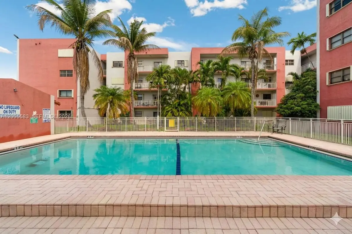 8401 Nw 8 St #401, Miami, FL 33126 - #1