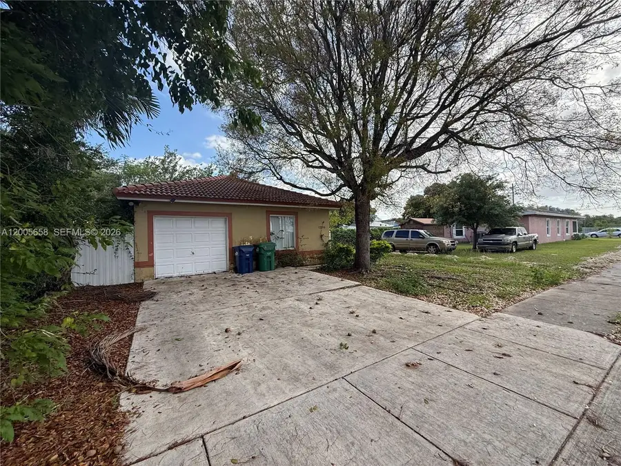 12390 SW 217th St, Miami, FL 33170 - #2