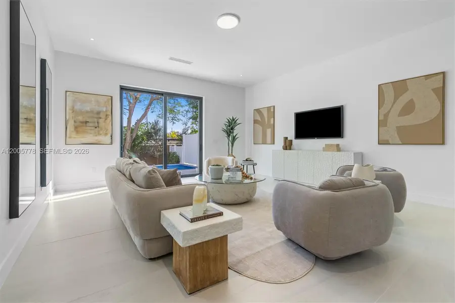 2787 SW 34th Ave, Miami, FL 33133 - #3