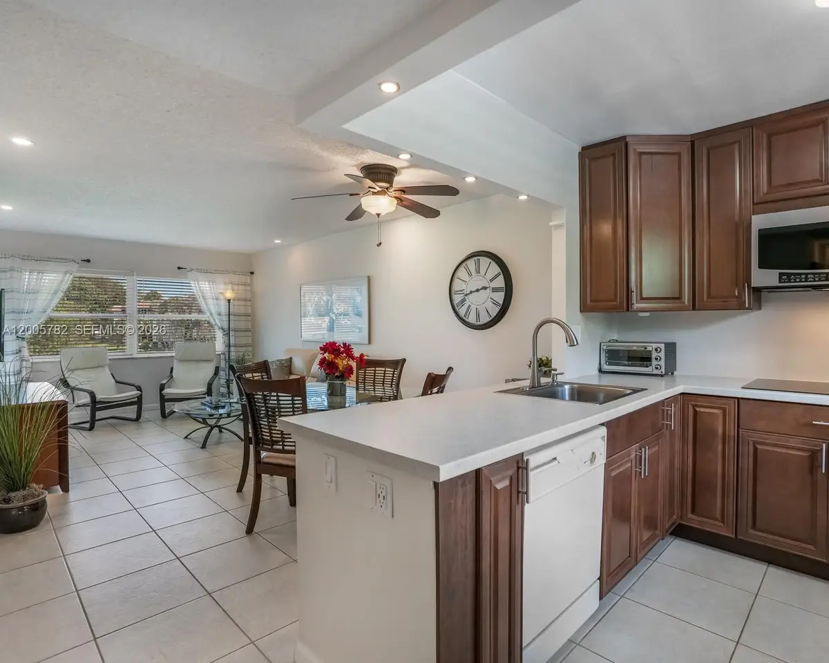 3506 NW 49th Ave #511, Lauderdale Lakes, FL 33319 - #1