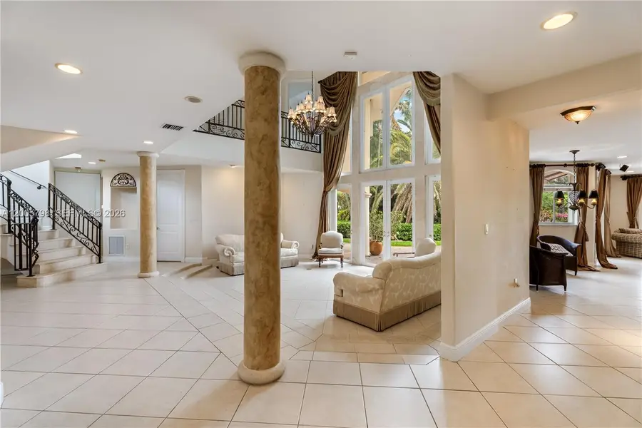 11071 SW 28th St, Miami, FL 33165 - #3