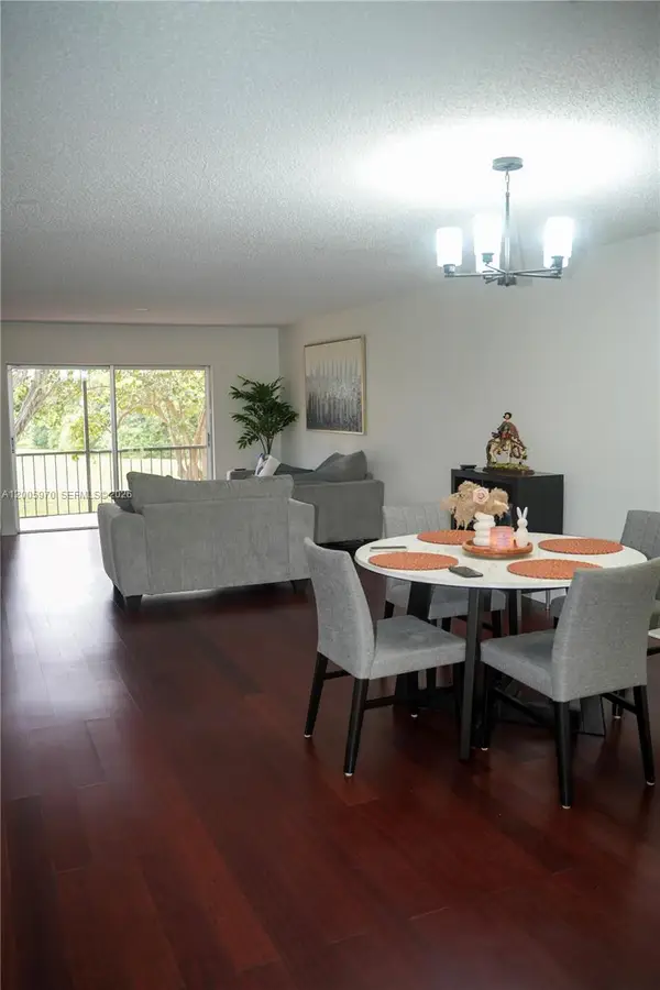 6001 N Falls Cir Dr #203, Lauderhill, FL 33319