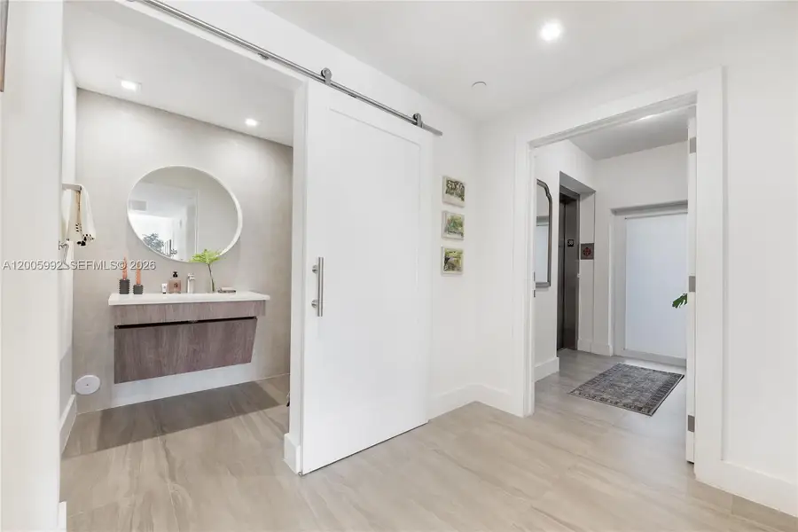 120 Salamanca Ave #3B, Coral Gables, FL 33134 - #3