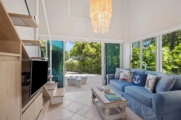 100 S Pointe #CABANA 14, Miami Beach, FL 33139