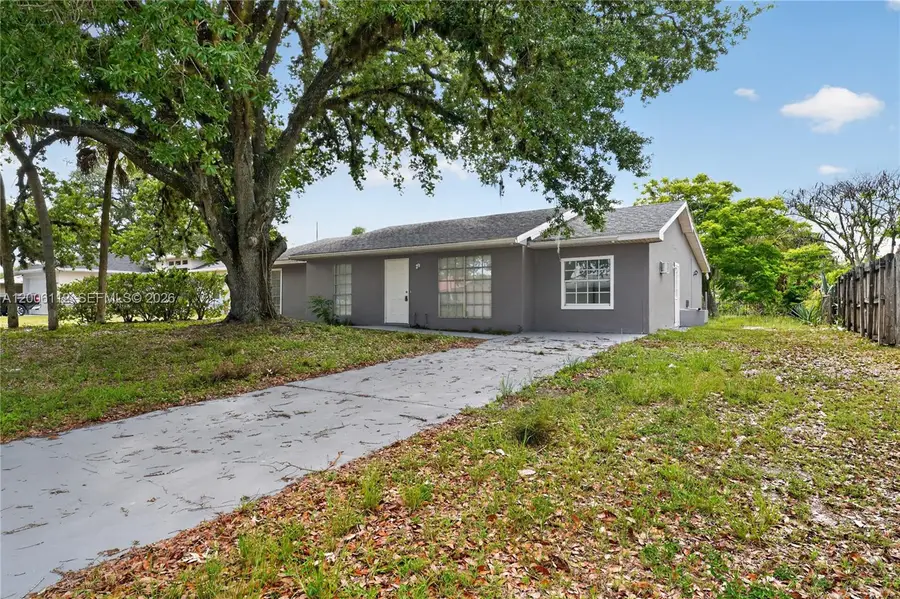 4030 School Cir, Port Labelle, FL 33935 - #3
