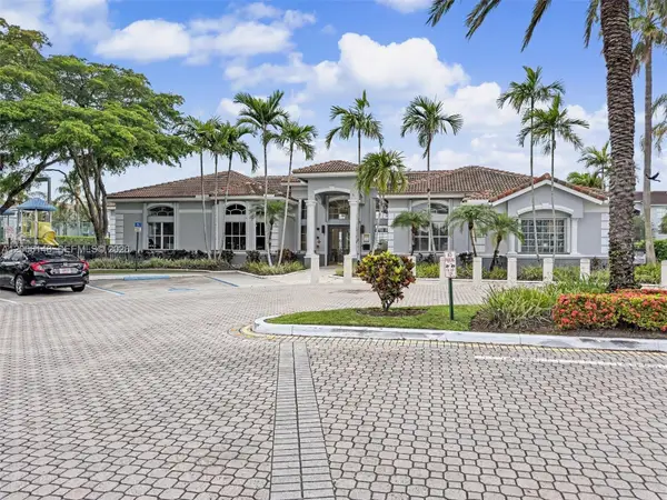 9615 NW 1st Ct #10-302, Pembroke Pines, FL 33024