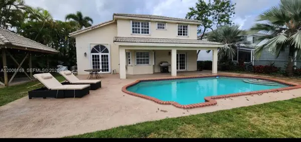 9309 SW 166th Ct, Miami, FL 33196