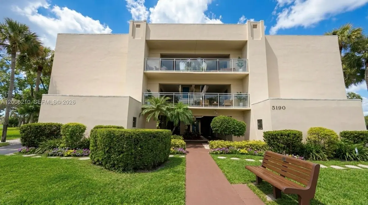 5190 Las Verdes Cir #115, Delray Beach, FL 33484 - #1