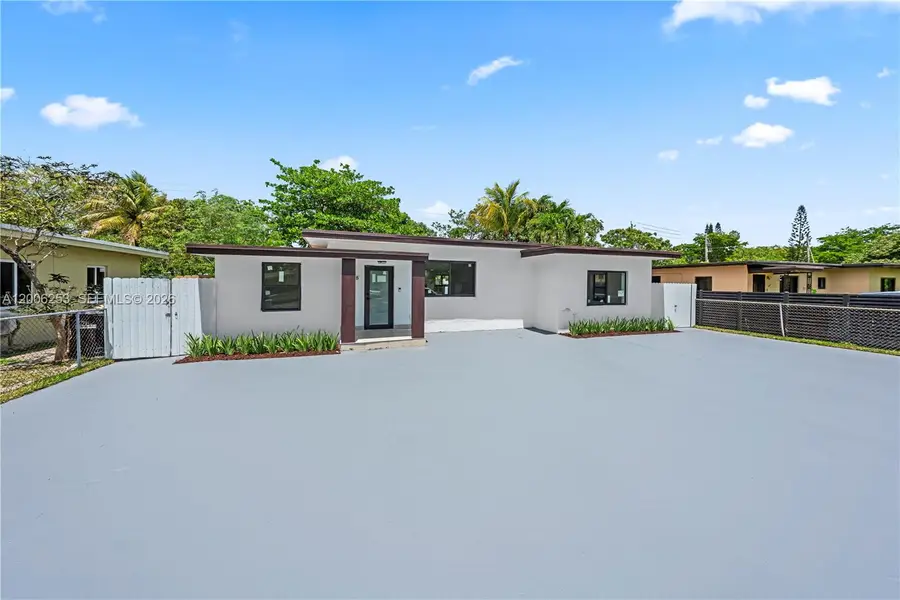 235 NW 127th St, North Miami, FL 33168 - #3