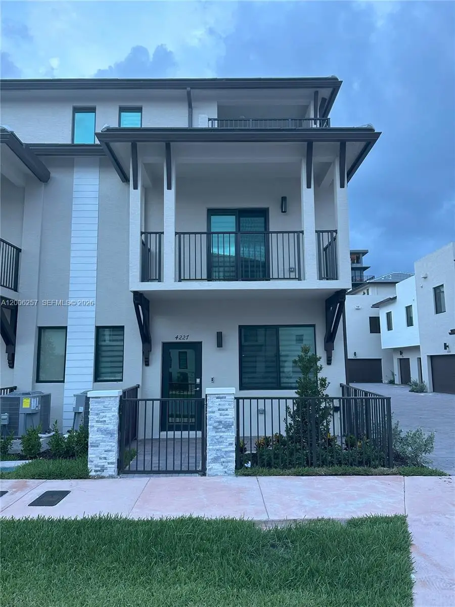 4227 NW 83rd Path, Doral, FL 33166 - #1
