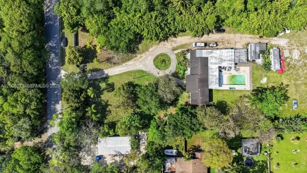 23825 SW 142nd Ave, Homestead, FL 33032