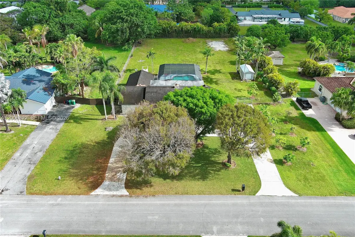 15941 SW 252nd St, Homestead, FL 33031 - #1