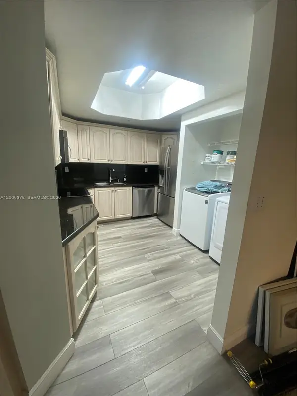 17405 NW 75th Pl #107, Hialeah, FL 33015