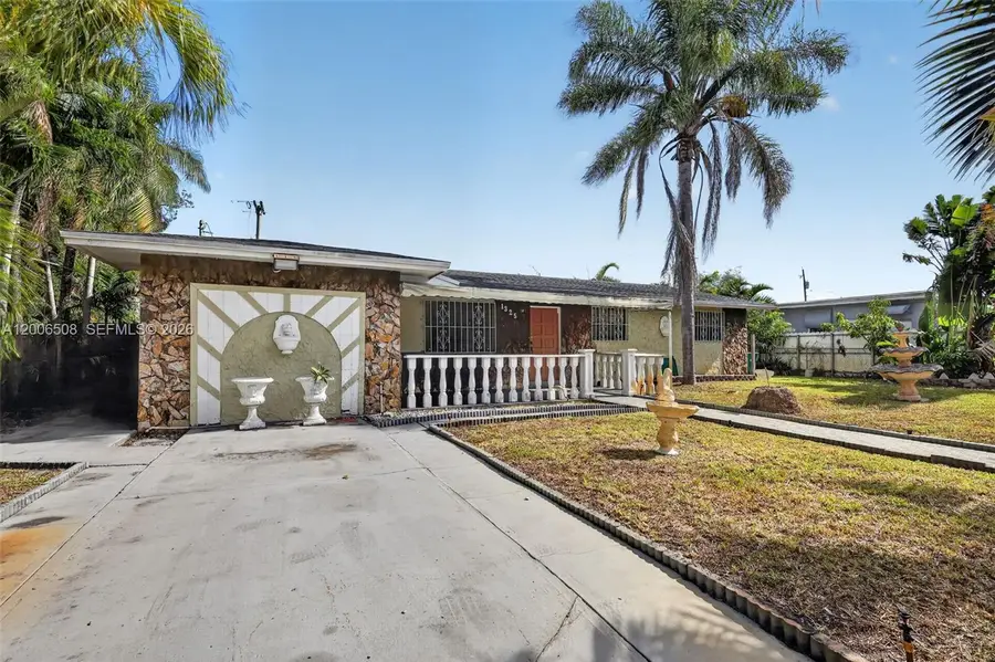 1325 NW 118th St, Miami, FL 33167 - #2