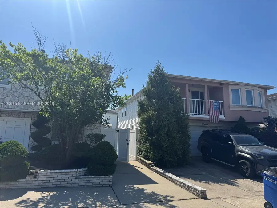11 Rockne Street, Staten Island, NY 10314 - #2