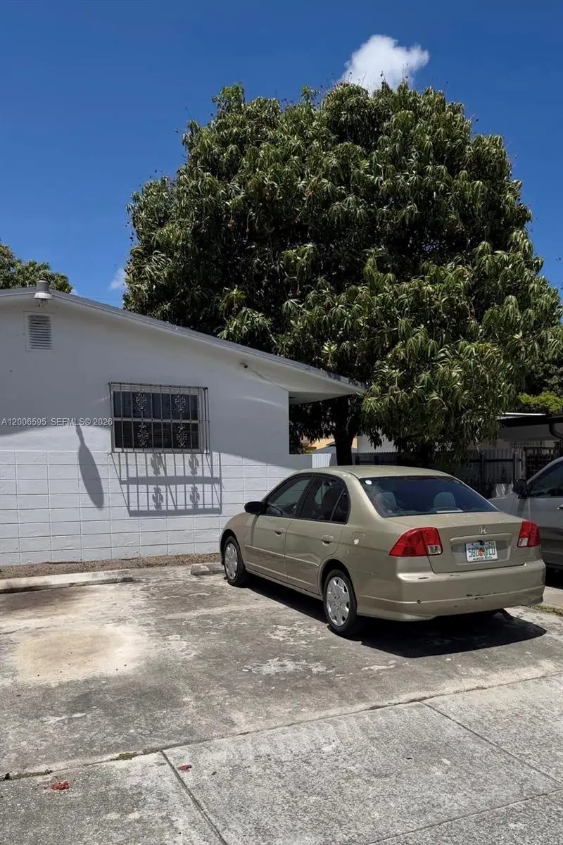 41 E 20th St, Hialeah, FL 33010 - #3
