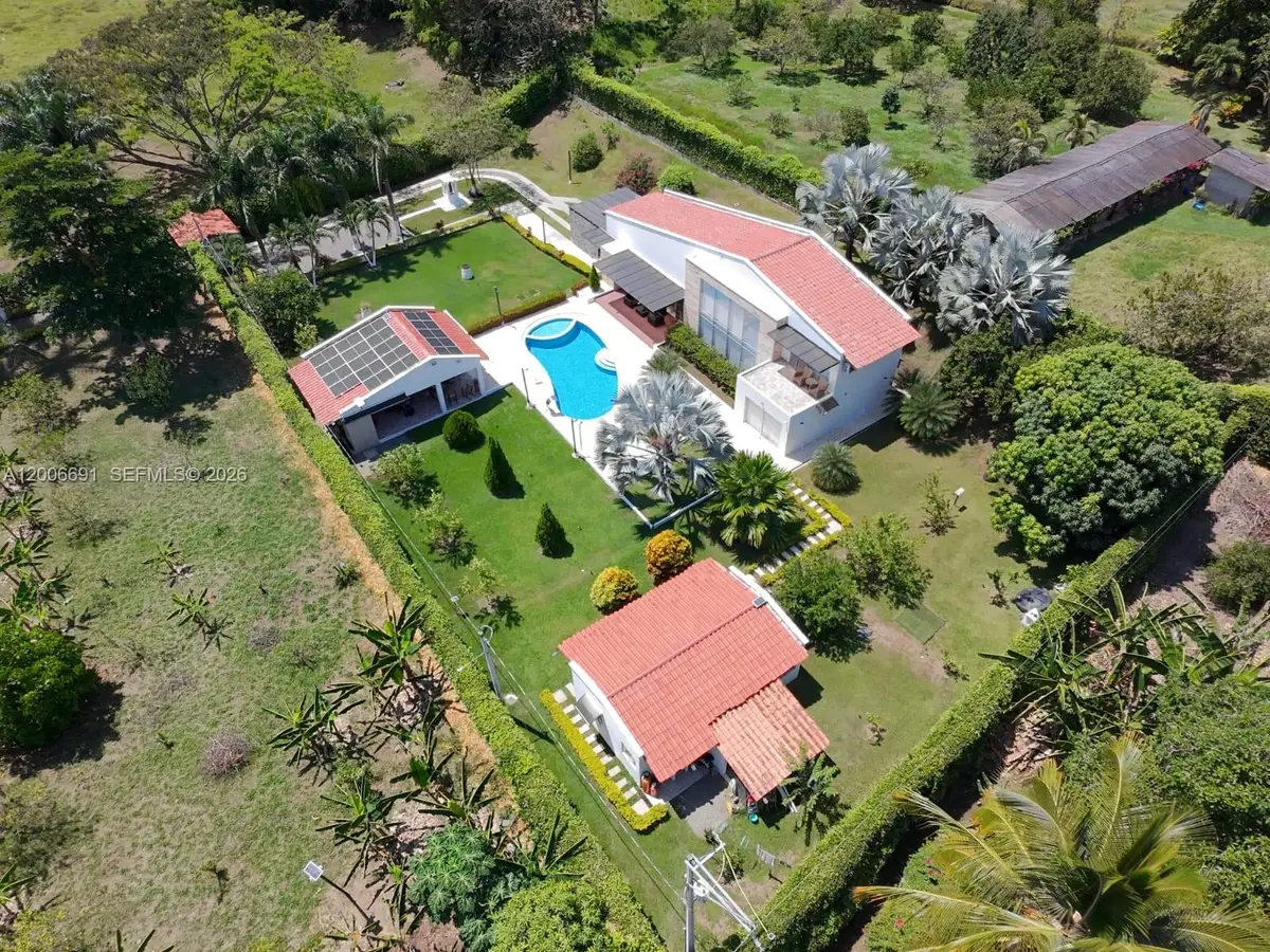 Finca Villa Guadalupe Finca #175, City Unavailable, FL 000000 - #1