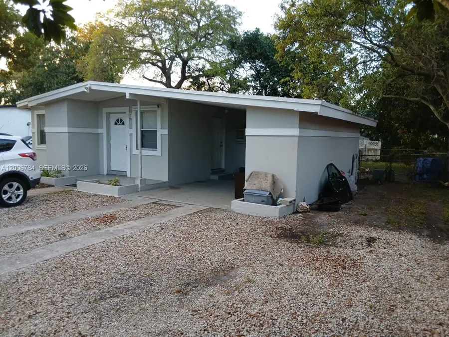 948 NW 14th Ct, Fort Lauderdale, FL 33311 - #2
