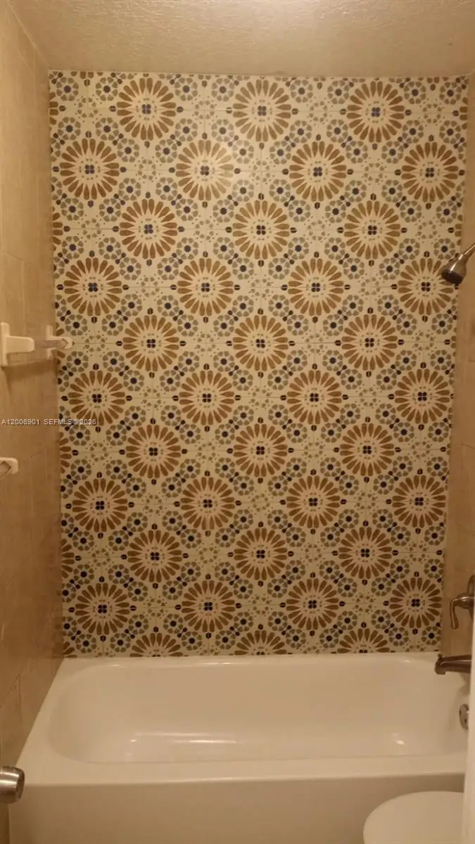 2837 NW 9th Ct, Fort Lauderdale, FL 33311 - #3