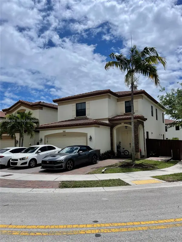 10086 NW 89th Ter, Doral, FL 33178