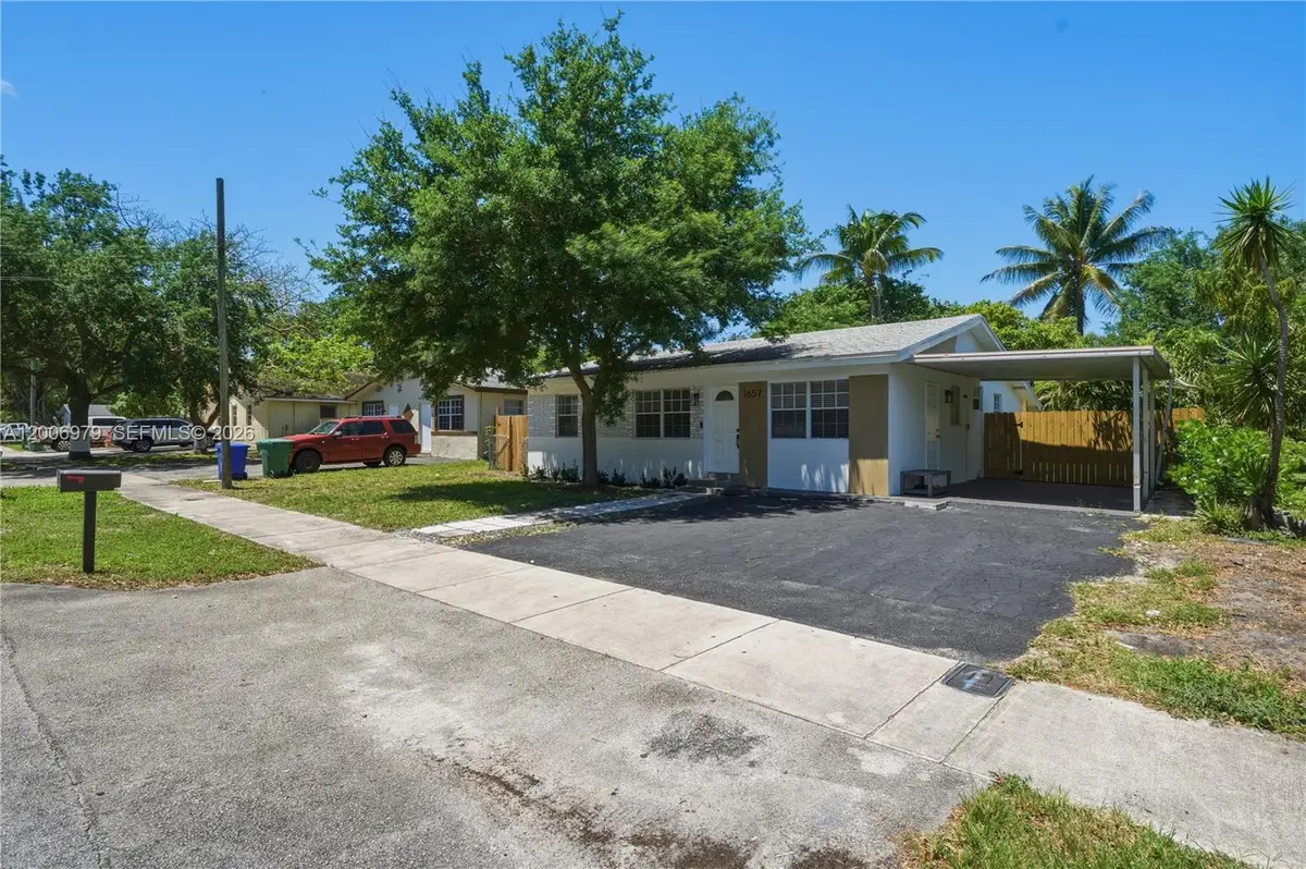 1657 SW 44th Ave, Fort Lauderdale, FL 33317 - #1