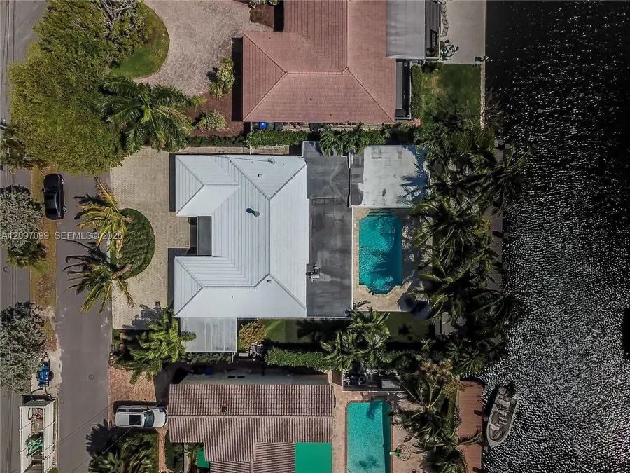 404 Coconut Isle Dr, Fort Lauderdale, FL 33301 - #2