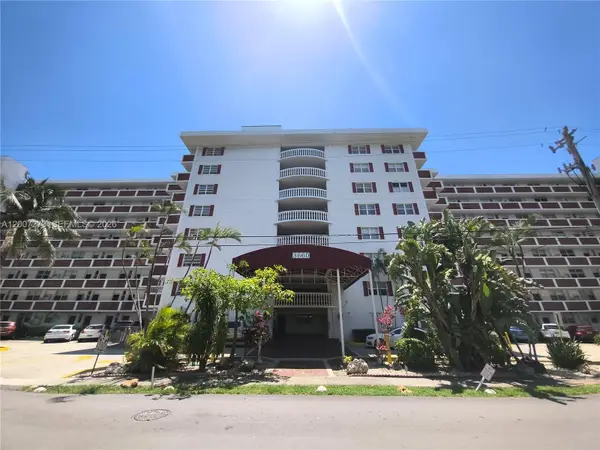 3660 NE 166th St #302, North Miami Beach, FL 33160