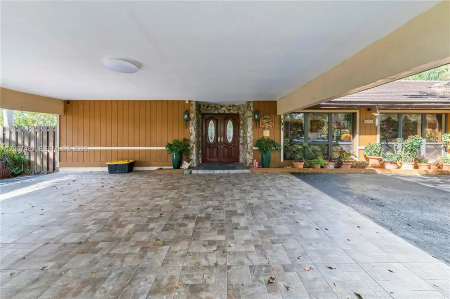 10651 SW 27th St, Davie, FL 33328 - #3