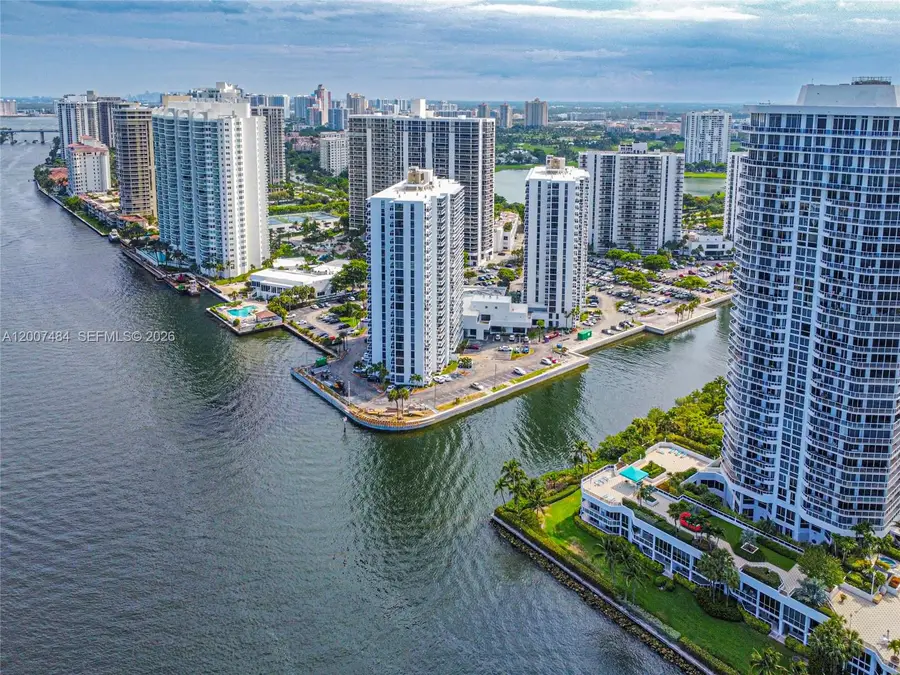 20505 E Country Club Dr #931, Aventura, FL 33180 - #2