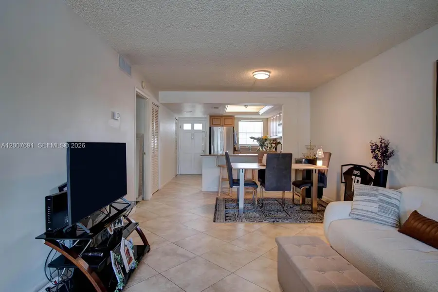 1900 Alamanda #108, Naples, FL 34102 - #3