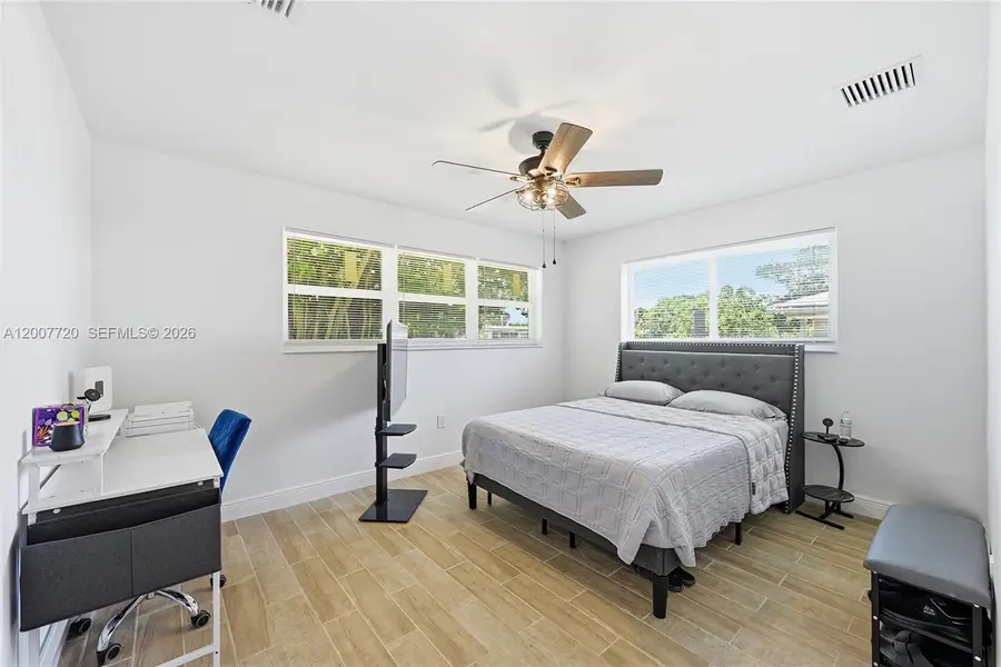 6900 NW 14th St, Plantation, FL 33313 - #3