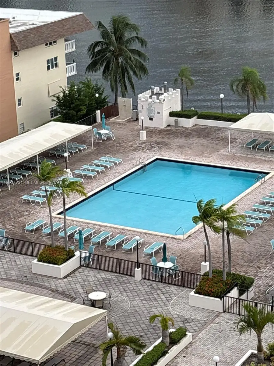 1865 S Ocean Dr #4L, Hallandale Beach, FL 33009 - #2