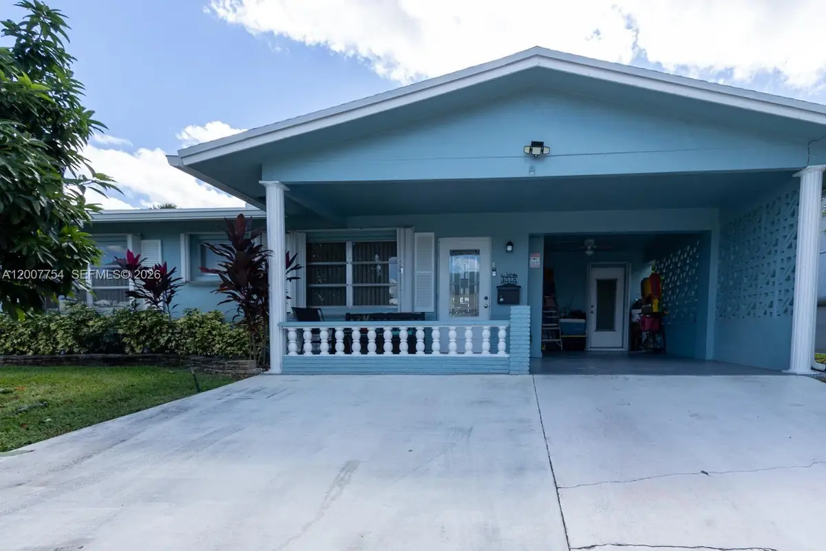 4518 NW 45th Ct, Tamarac, FL 33319 - #1