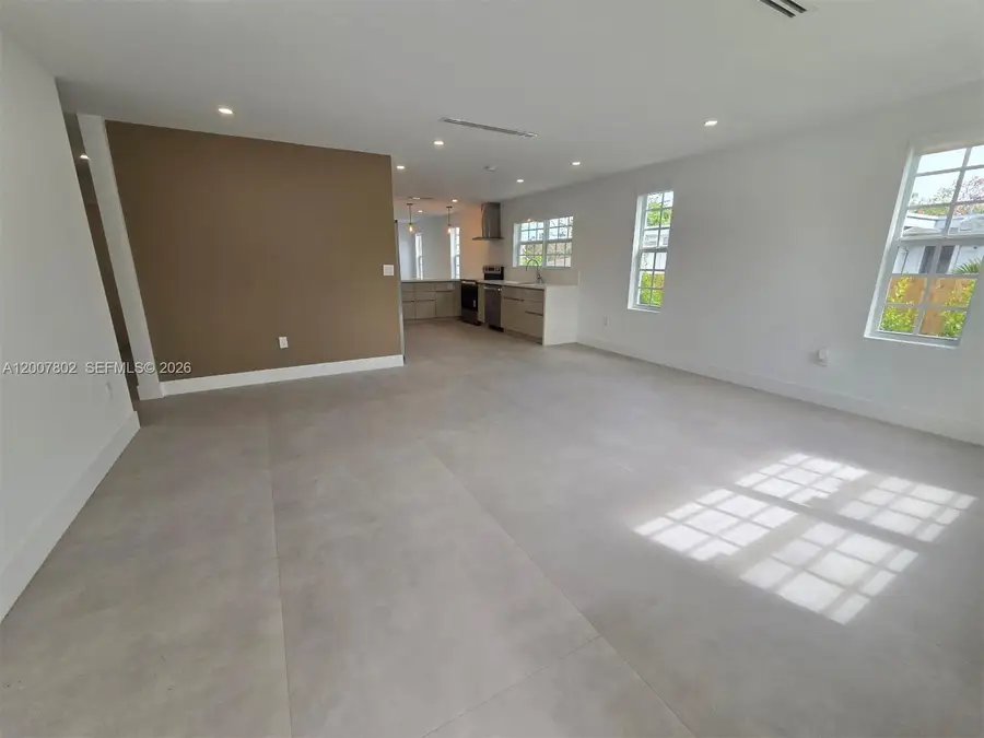 4008 Greenwood Ave, West Palm Beach, FL 33407 - #3