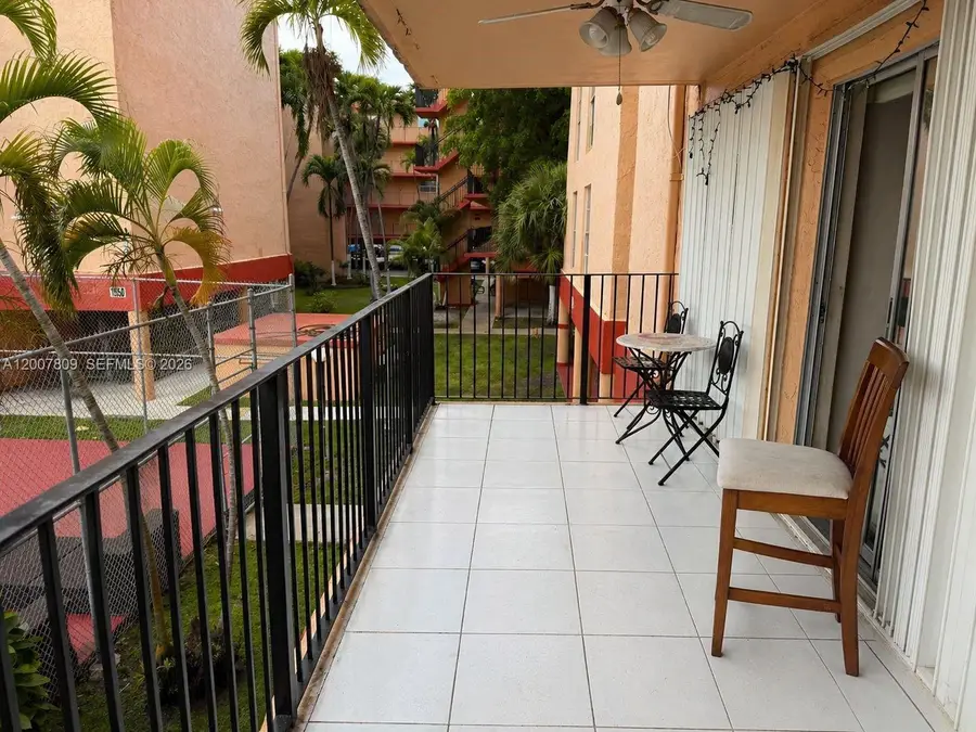 1910 W 56th St #3121B, Hialeah, FL 33012 - #2