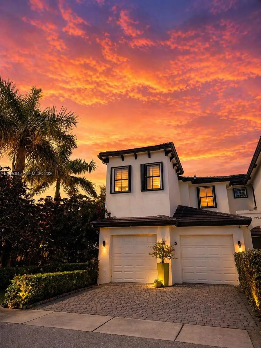 22405 SW 102nd Ave, Miami, FL 33190 - #2