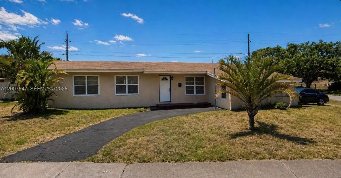 Address Withheld By Seller, Miami, FL 33179 - #1