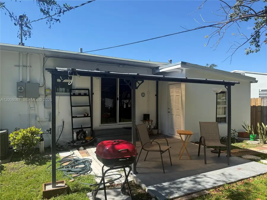 2323 Cleveland St, Hollywood, FL 33020 - #3