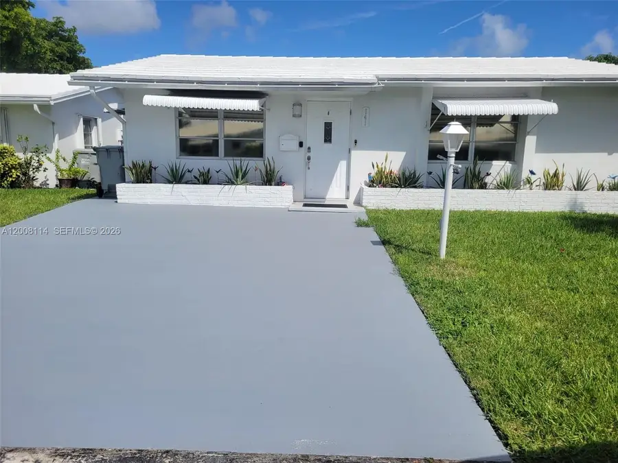 141 NW 28th St, Pompano Beach, FL 33064 - #3
