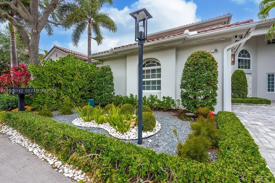 3949 194th Ln, Sunny Isles Beach, FL 33160 - #2
