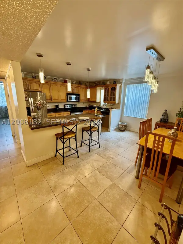 20381 NE 30th Ave #320-7, Aventura, FL 33180